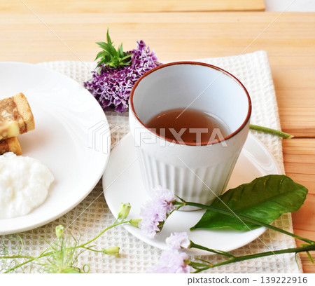 Spring flowers and teatime scenery 139222916