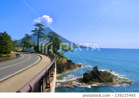 大海和開門山/開門展望台(鹿兒島縣指宿市) 大海和開門山/開門展望台(鹿兒島縣指宿市) 139225493