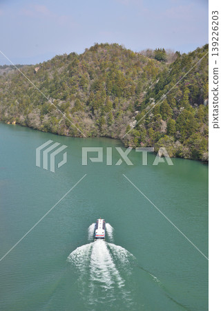 Ena Gorge Sightseeing Boat (Gifu Prefecture) Ena Gorge Sightseeing Boat (Gifu Prefecture) 139226203