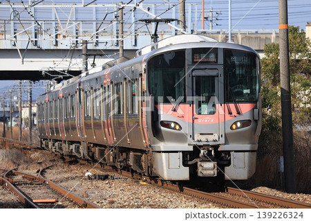 【JR西日本】227系500~Urara~(山陽本線:中莊站) 【JR西日本】227系500~Urara~(山陽本線:中莊站) 139226324
