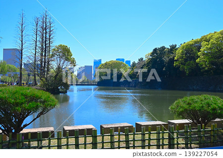 Kikyo Moat in the East Garden of the Imperial Palace 139227054
