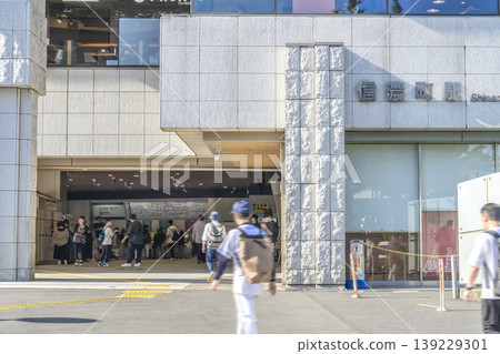 東京新宿區信濃町車站的城市景觀 東京新宿區信濃町車站的城市景觀 139229301