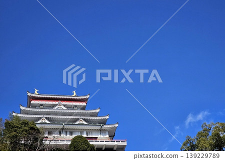 Atami Castle with blue sky, It is a famous landmark of Shizuoka Prefecture in Japan 139229789