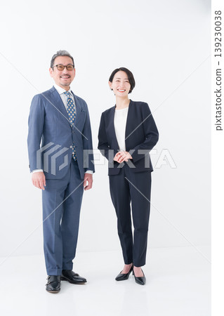 Businessmen in suits 139230038