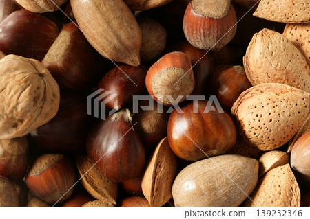 Nuts mix, walnuts, pecam hazelnut, almond, chestnut Nuts mix, walnuts, pecam hazelnut, almond, chestnut 139232346