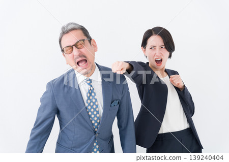 商人之間的鬥爭 商人之間的鬥爭 139240404
