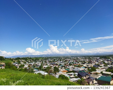 陽光明媚的城市 139241367