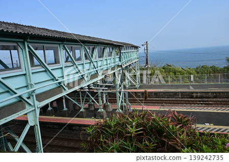Nebukawa Station (Tokaido Main Line connecting passage) Nebukawa Station (Tokaido Main Line connecting passage) 139242735