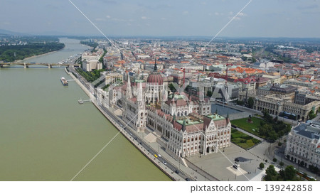 Hungarian Parliament building on Danube river Hungarian Parliament building on Danube river 139242858