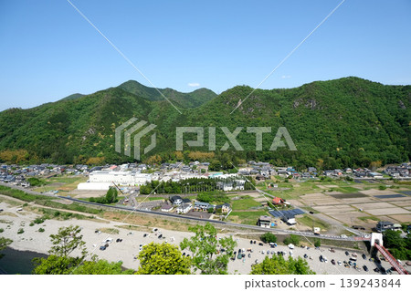View from the northwest side of the observation deck at Ogura Park in Mino City, Gifu Prefecture, May 2025 View from the northwest side of the observation deck at Ogura Park in Mino City, Gifu Prefecture, May 2025 139243844