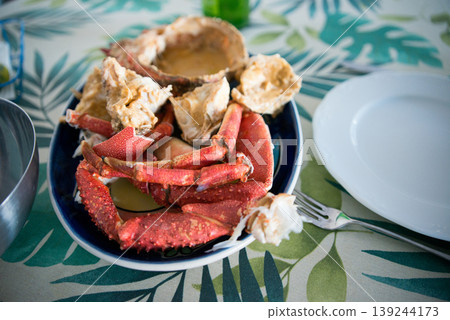 Delicious dish of spider crab, with carapace and legs 139244173