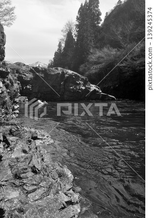Uonogawa River, Yuzawa, Niigata Prefecture Uonogawa River, Yuzawa, Niigata Prefecture 139245374