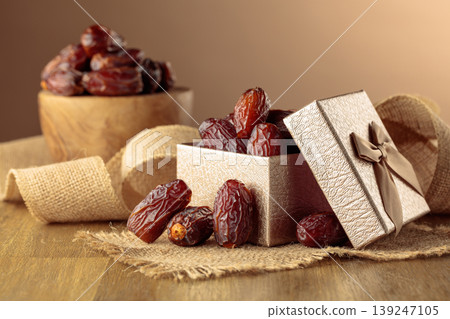 Dates fruits in gift box. Dates fruits in gift box. 139247105