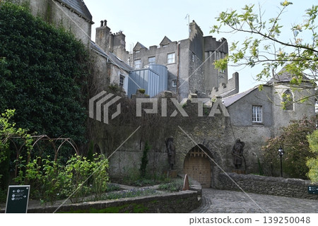 [Ireland] Malahide Castle 139250048