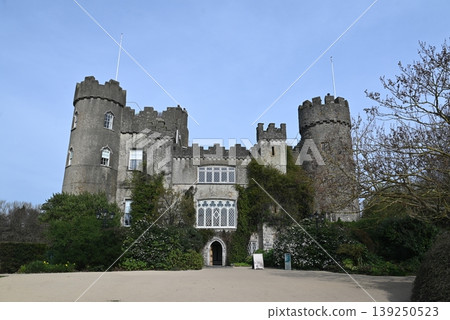 [Ireland] Malahide Castle 139250523