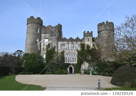 [Ireland] Malahide Castle 139250529