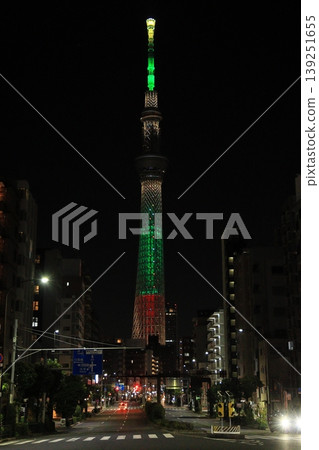 從駒形橋附近看到的東京晴空塔 從駒形橋附近看到的東京晴空塔 139251655