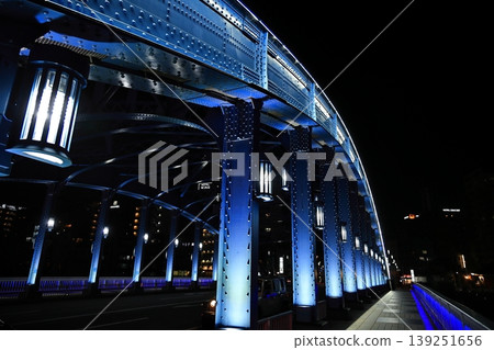 燈火通明的駒形橋 139251656