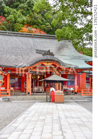 Kumano Nachi Taisha Shrine, Worship Hall 139252421