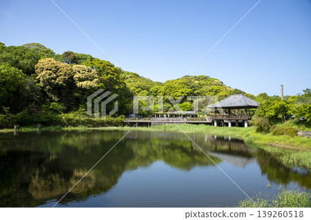A view of Tenpai Park in Chikushino City, Fukuoka Prefecture, surrounded by fresh greenery. 139260518