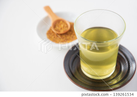 Warm buckwheat tea Warm buckwheat tea 139261534