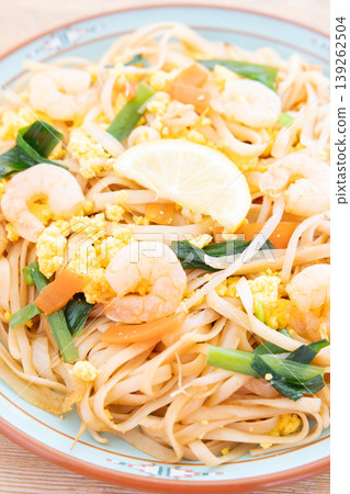 Delicious Thai Pad Thai Delicious Thai Pad Thai 139262504