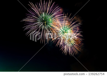 Fireworks blooming in the night sky Fireworks blooming in the night sky 139262754