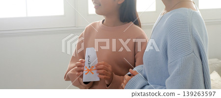 New Year's money relatives family image New Year's money relatives family image 139263597