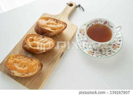 明太子法國棍和紅茶 明太子法國棍和紅茶 139267807