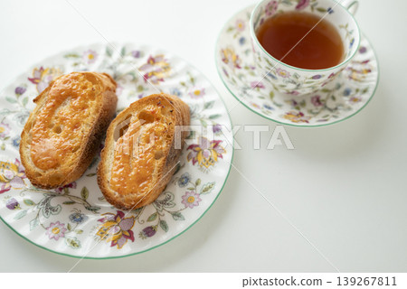 明太子法國棍和紅茶 明太子法國棍和紅茶 139267811