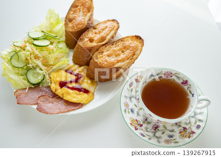 Mentaiko French Bread One-Plate Breakfast Mentaiko French Bread One-Plate Breakfast 139267915
