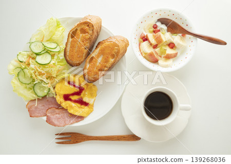 Mentaiko French Bread One-Plate Breakfast Mentaiko French Bread One-Plate Breakfast 139268036