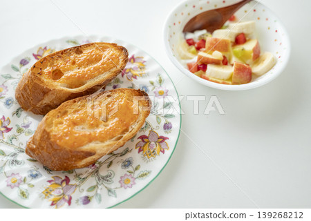 Mentaiko French bread and fruit yogurt Mentaiko French bread and fruit yogurt 139268212