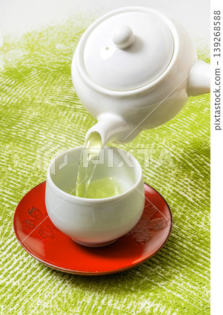 Green tea (Japanese traditional tea) 139268588