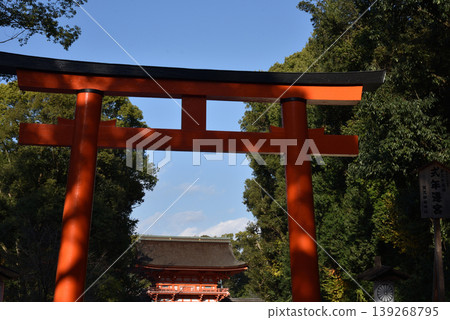 下鴨神社：從鳥居看到的正門（京都市左京區） 139268795