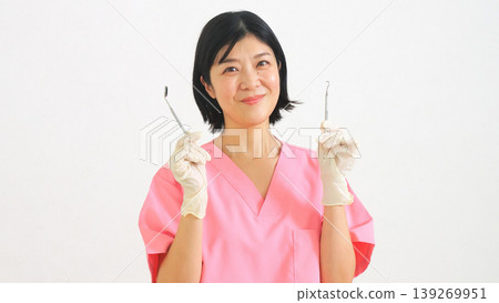 Dentist image Dentist image 139269951