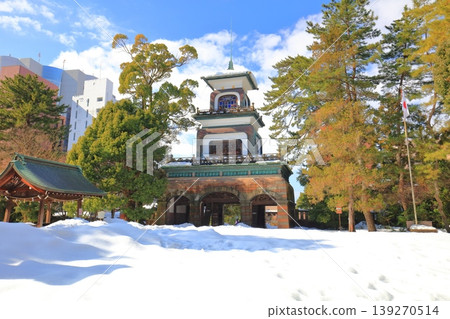 【石川縣】大山神社的銀色大門 【石川縣】大山神社的銀色大門 139270514