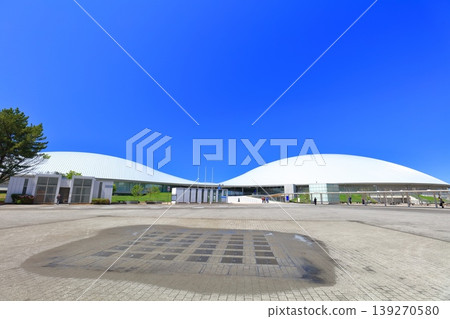 [Kagawa Prefecture] Sunport Takamatsu (Anabuki Arena Kagawa) on a clear day 139270580