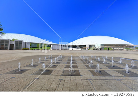 [Kagawa Prefecture] Sunport Takamatsu (Anabuki Arena Kagawa) under clear skies 139270582