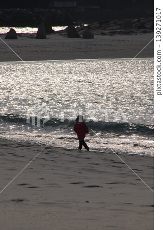 Children playing in the sea Children playing in the sea 139271017