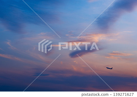 An airplane taking off to the sky 139271627