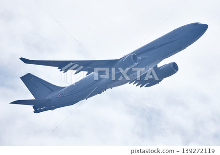 A French Air Force aerial refueling tanker taking off from Haneda Airport. A French Air Force aerial refueling tanker taking off from Haneda Airport. 139272119