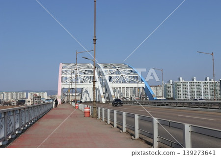 粉藍色昭陽橋 粉藍色昭陽橋 139273641