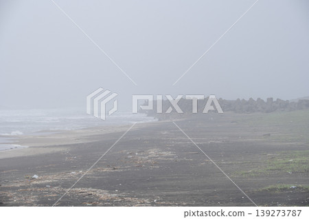 A scene of Byobugaura and Iioka coast in spring, shrouded in morning mist. A scene of Byobugaura and Iioka coast in spring, shrouded in morning mist. 139273787