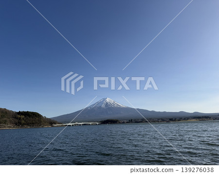 Snow Fuji mountain lake panorama calm water blue sky scenic landscape view 139276038