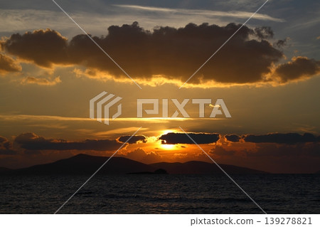 Seaside town of Turgutreis and spectacular sunsets 139278821