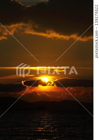 Seaside town of Turgutreis and spectacular sunsets 139278822