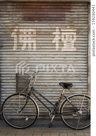 Takasago City, Hyogo Prefecture: A retro townscape with a Showa-era atmosphere. 139280441