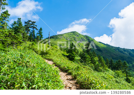 夏季攀登岩須岳(從諾基里到岩須嶽山頂) 夏季攀登岩須岳(從諾基里到岩須嶽山頂) 139280586