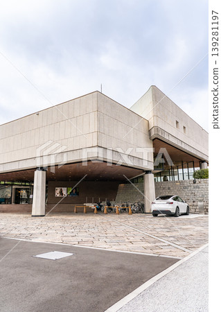京都東山 - 千奧博古館博物館（主要以東亞藝術為主題的博物館） - 公開展示曾經強大的財閥（金融集團）住友家族的藝術收藏。 139281197